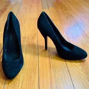 BCBG Pumps